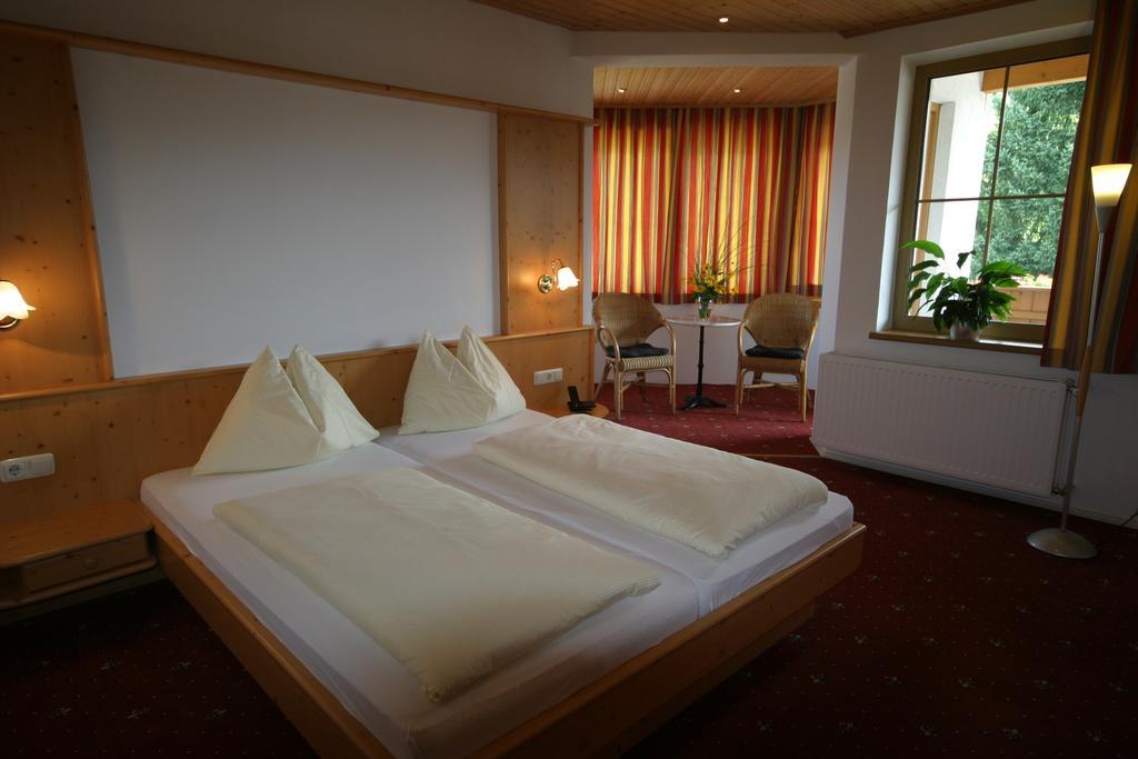 Hotel-Pension Stallinger 바이레크 외부 사진